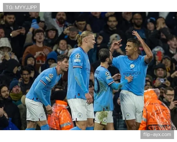 罗德里精准传球建功,助攻破局助球队走出危机 罗德里精准传球建功,助攻破局助球队走出危机